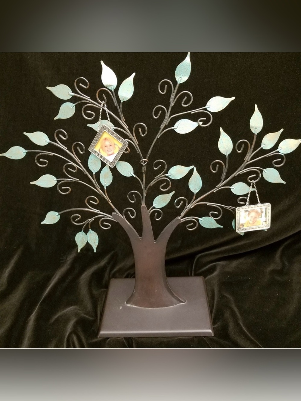 2003 Hallmark Family Tree Display & Original Boxed Photo Holder with Starter Kit